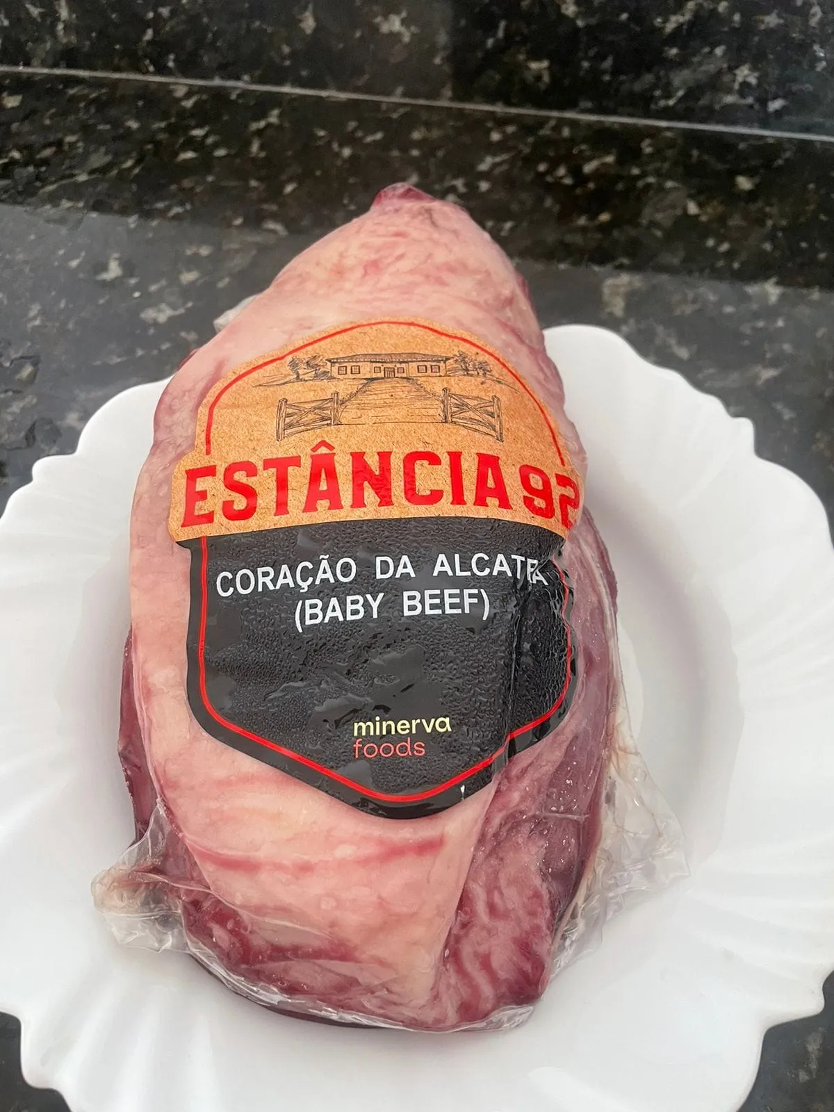 Coração da Alcatra (Baby Beef) da marca Estância 92, com selo Minerva Foods